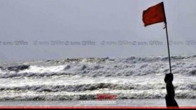 খুলনা-চট্টগ্রামসহ ৭ জেলায় ঝড়ের শঙ্কা: নদীবন্দরে ১ নম্বর সতর্ক সংকেত