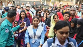 এইচএসসি পরীক্ষার্থীদের সময় নিয়ে বের হওয়ার পরামর্শ