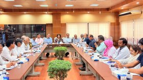 অসংক্রামক রোগের ঝুঁকি কমাতে তামাক কর কাঠামো সংস্কারের দাবি চিকিৎসকদের