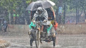 কতদিন থাকবে বৃষ্টি, জানালো আবহাওয়া অধিদফতর