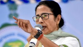 রবীন্দ্রনাথ-নেতাজির দেশে ‘বুলডোজার রাজনীতি’ চলবে না: মমতা