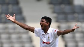 অস্ট্রেলিয়া সিরিজে বড় ধাক্কা, ছিটকে গেলেন নাহিদ রানা
