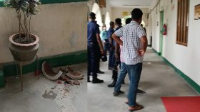 ‘দালাল’ বলায় ডিসি অফিসে বিএনপির দুই নেতার মারামারি