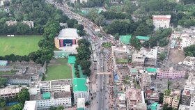 রংপুর অঞ্চলে ভূমিকম্প, ঘরবাড়ি ছেড়ে খোলা স্থানে অনেকে