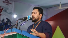 পুলিশ সংস্কার না হওয়ায় ক্রিকেটারকে তুলে নিয়ে গেছে: নাহিদ ইসলাম