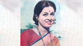 টাকা ভর্তি ব্যাগ নিয়ে শাবানার কাছে গিয়েছিলেন মালেক আফসারী
