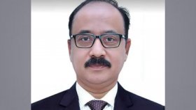 প্রশাসনে রদবদল: বস্ত্র ও পাট মন্ত্রণালয়ে নতুন সচিব