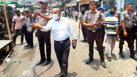 ধোলাইপাড়-যাত্রাবাড়ীতে অবৈধ দখল উচ্ছেদে ডিএসসিসির মোবাইল কোর্ট অভিযান