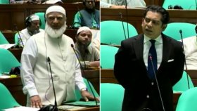 ‘মাইক্রোওভেন উনার কাছে কে চেয়েছে’, পার্থকে উদ্দেশ করে বিরোধী দলীয় নেতা