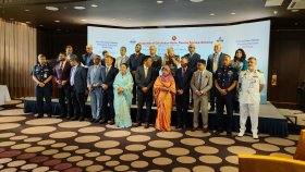 ঢাকা-নিউইয়র্ক সরাসরি ফ্লাইটে আরও অন্তত পাঁচ বছর অপেক্ষা