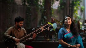 বর্ষার আবহে নজরুলের গান নিয়ে এলেন বর্ণালী সরকার