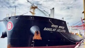সাড়ে চার মাস পর ৩১ নাবিক নিয়ে হরমুজ পার হয়েছে ‘বাংলার জয়যাত্রা’