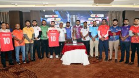 ট্রফি উন্মোচন, দেশি-বিদেশি এয়ারলাইন্সদের ফুটবলযুদ্ধ শুরু ৩ জুলাই