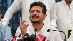 ‘আসল’ তৃণমূলের দাবিতে নির্বাচন কমিশনের দ্বারস্থ ঋতব্রত