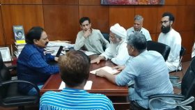 শিল্পকলার সাধুমেলায় ‘নেই’ প্রকৃত সাধু-গুরুরা, ফরহাদ মজহারের নেতৃত্বে প্রতিবাদলিপি