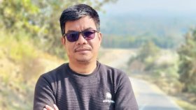 ঋতুপর্ণা–মনিকাদের ‘প্রথম কোচ’ শান্তিমনি হাসপাতালে