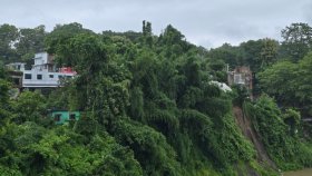 দুই দিনের বর্ষণে বান্দরবানে ৩০ হাজার পরিবার পাহাড় ধসের ঝুঁকিতে