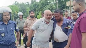 আসামির মৃত্যুর গুজব ছড়িয়ে থানায় হামলা-ভাঙচুর, ৬ পুলিশসহ আহত ১২