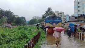 এখনও পানির নিচে রেললাইন, চালু হয়নি চট্টগ্রাম-কক্সবাজার ট্রেন