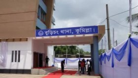 স্ত্রীকে বঁটি দিয়ে কোপানোর পর থানায় হাজির স্বামী, পুলিশ গিয়ে যা দেখলো