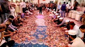 আবার খোলা হলো শাহজালালের মাজারের দানবাক্স
