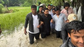 দোষ দিয়ে লাভ নেই, সরকার পারছে না: নাহিদ ইসলাম