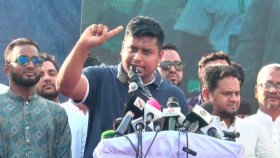 ফার্মের মুরগিরা রাস্তায় নেমেছিল বলেই আপনি শিক্ষামন্ত্রী, স্ট্যান্টবাজি চলবে না: হাসনাত আবদুল্লাহ
