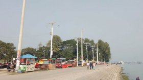 ঘুরতে গিয়ে চাঁদাবাজি দেখলেন বিচারক, মাঝিরা বললেন ‘আগে চাঁদা দিতে হয়নি’