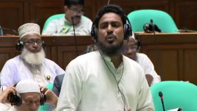 দল হিসেবে আওয়ামী লীগের বিচার সরকারকেই করতে হবে: আখতার হোসেন