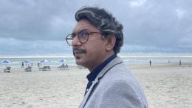 ঢাকায় মিসির আলী হয়ে ফিরছেন, কলকাতায় ভিলেন—দুই বাংলায় সরব চঞ্চল