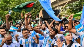 নিউ ইয়র্ক টাইমসে বাংলাদেশের আর্জেন্টিনা উন্মাদনার গল্প