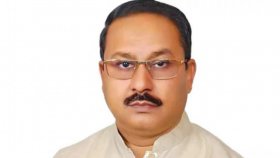 দলের শোকজ খেয়ে সেই এমপি এখন যা বলছেন
