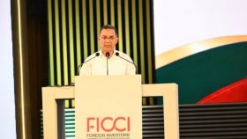 বাংলাদেশকে ট্রিলিয়ন ডলারের অর্থনীতিতে রূপান্তরের প্রতিজ্ঞা প্রধানমন্ত্রীর