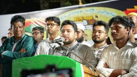 আমরা জানি খেলা কী, রাষ্ট্রপতি যেন পালাতে না পারেন: নাহিদ ইসলাম