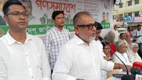 শেখ হাসিনা যে দিক দিয়েই আসবে সেই দিক দিয়েই বরণ করবো: এসএম জিলানী