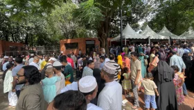 ছুটির দিনে জুলাই জাদুঘরে ঘুরতে এসে আবারও ভোগান্তিতে দর্শনার্থীরা