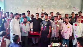 বিএনপিতে যোগ দিলেন জামায়াত থেকে বহিষ্কৃত গাজী নজরুলের ১২ অনুসারী