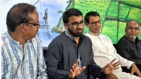 এটা কি শেখ হাসিনার বক্তব্য নাকি এআই, বেঁচে থাকলে দেশে আসুক: রাশেদ খাঁন