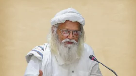‘মার্কিন সেফ হাউজে সমন্বয়কদের মগজধোলাই হয়েছে’, কী বলতে চেয়েছেন ফরহাদ মজহার
