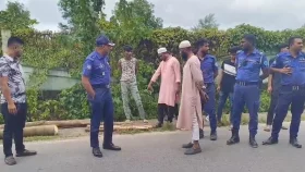 বাস থামিয়ে ৫৭ লাখ টাকা লুট, ‘মূল পরিকল্পনাকারী এক নারী’