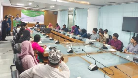 মাদক-ইন্টারনেট আসক্তি ঠেকাতে তরুণদের জন্য নতুন পরিকল্পনা