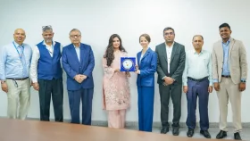 এআইইউবি ও রাশিয়ান হাউসের মধ্যে সাংস্কৃতিক সহযোগিতা বিষয়ে আলোচনা