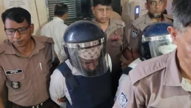 মাদ্রাসা থেকে শিক্ষার্থীর মরদেহ উদ্ধার: শিক্ষক রিমান্ডে, স্বজনদের হামলা