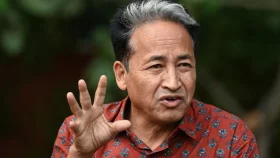 ভারতে ‘দ্বিতীয় স্বাধীনতা আন্দোলনের’ ডাক দিলেন সোনম ওয়াংচুক