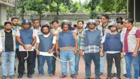 র্যাবের পোশাক পরে প্রধানমন্ত্রীর খালাতো ভাইয়ের টাকা লুট, মাস্টারমাইন্ড এখনও পলাতক: ডিবি