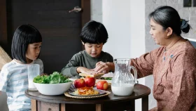 শিশুর শাকসবজি খাওয়ার অভ্যাস গড়তে যা করবেন