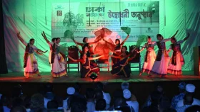 আদি ঢাকার ইতিহাস-ঐতিহ্য নিয়ে পর্দা উঠলো ‘ঢাকা নাট্যোৎসব’র