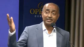দাবি-দাওয়া নিয়ে ঘেরাও না হোক, স্মারকলিপি দিয়ে চা খেয়ে যান: আইনমন্ত্রী