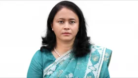 নাটোরের ডিসি প্রত্যাহার, এক উপজেলার ইউএনও বদলি