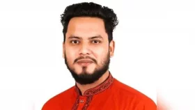 নিজের মাথায় গুলি করলেন সাবেক ব্যাংক কর্মকর্তা, অন্তঃসত্ত্বা স্ত্রী বললেন পিস্তল পেলো কোথায়?